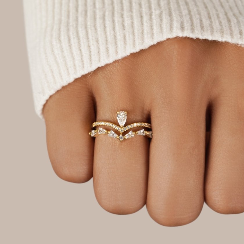 Aura – Elegantní prsten s krystalem