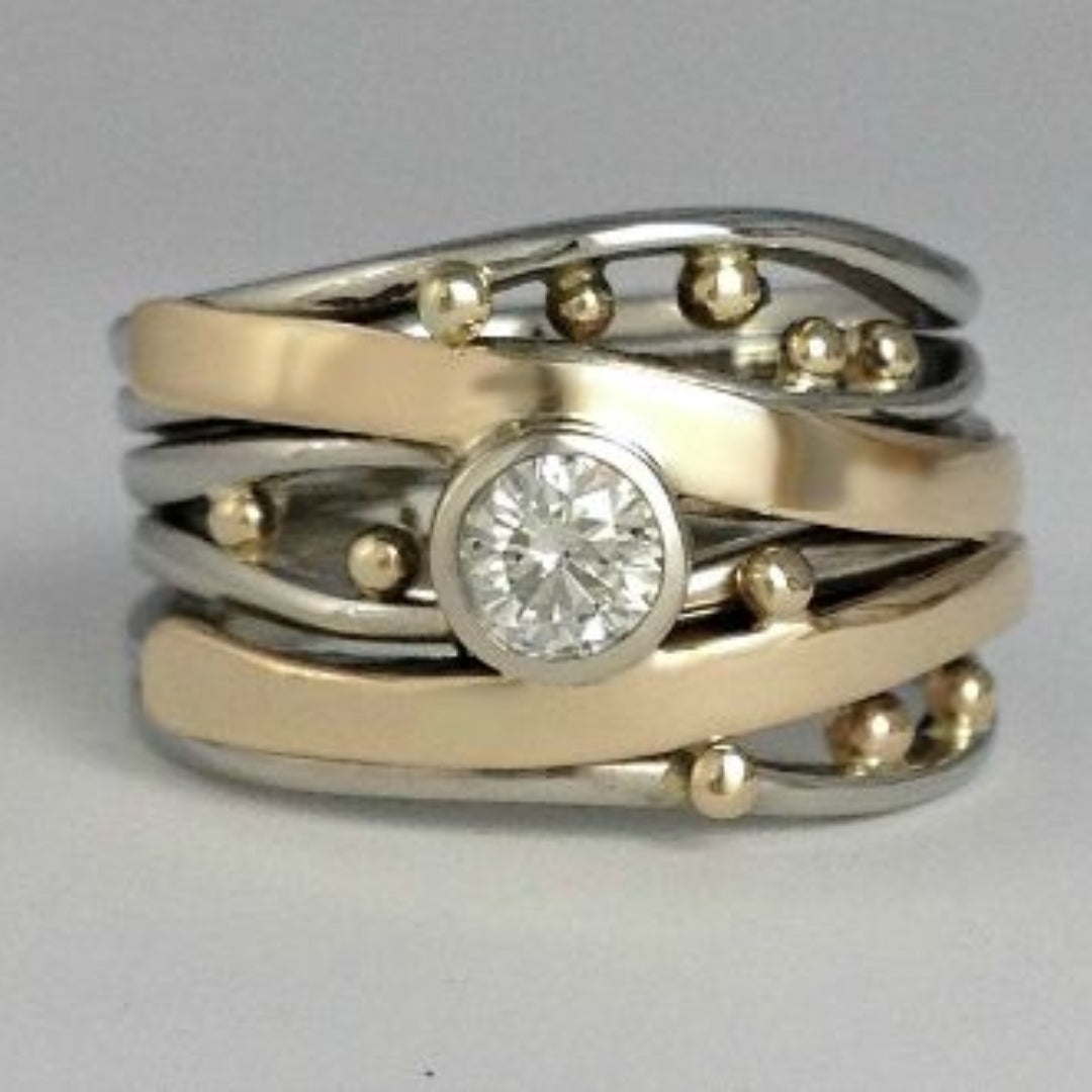 Royal – Vintage zlatý prsten s vykládanými zirkony
