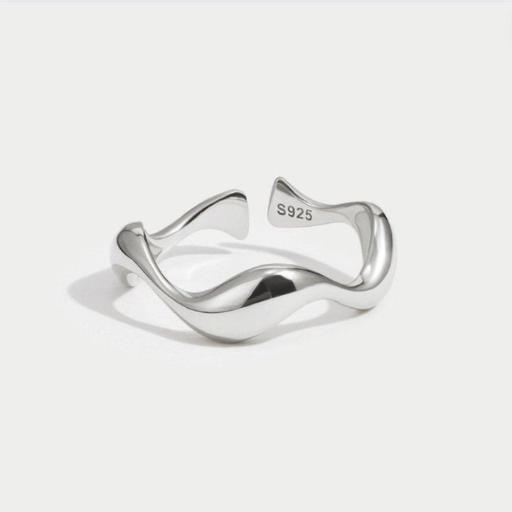 Waves – Minimalistický prsten