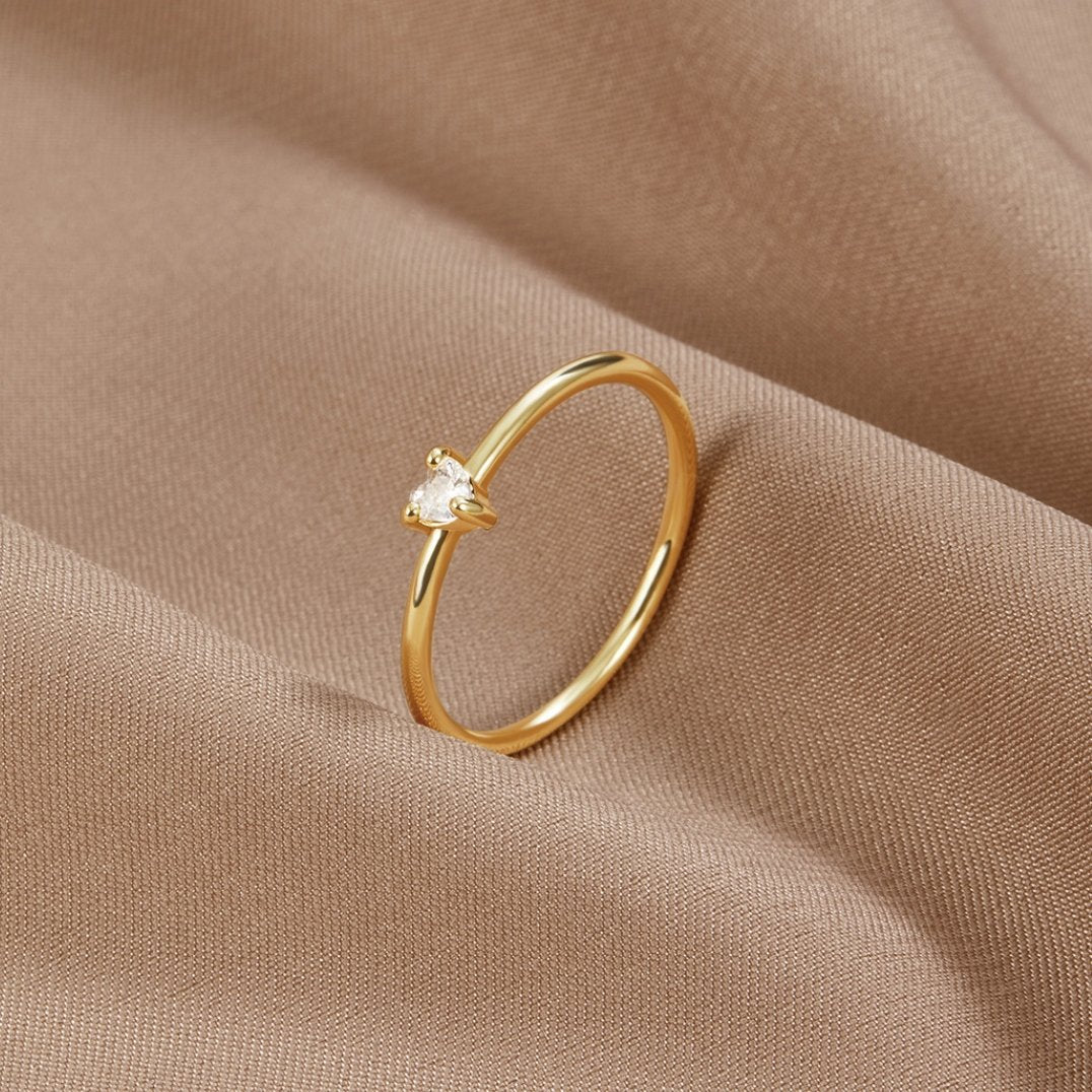 Love – Prsten s křišťálovým srdcem